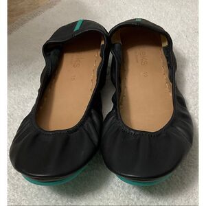 Tieks woman’s matte black ballet flat shoes size 10